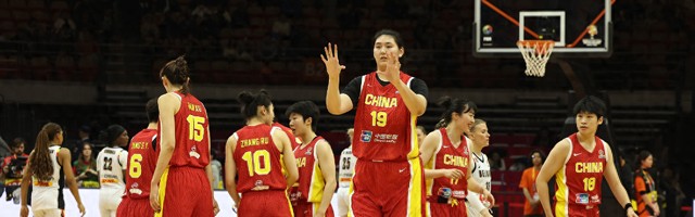 开云-女篮惨败张子宇成唯一亮点！18分钟20+11统治内线 2.26米对抗超强|比利时|李月汝|韩旭|比利时女篮|中国女篮_新浪体育_新浪新闻